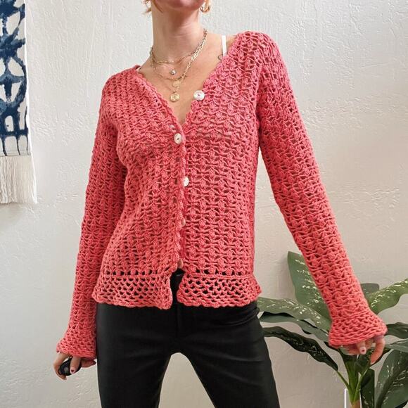 Vintage 90s/Y2K Hand Knit Coral Pink Chunky Cardigan Sweater - Picture 1 of 10